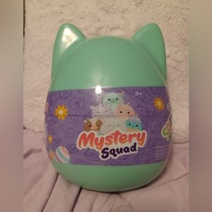 NWT Easter Mystery Squishmallows